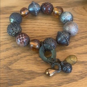 Vintage bracelet with dangled decoration